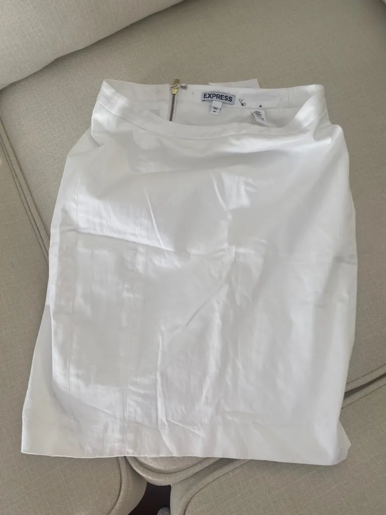 Brand Express New white Skirt photo 1