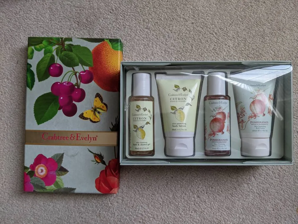 Crabtree And Evelyn Gift Set photo 1