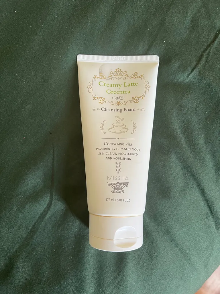 Cleansing Foam photo 1