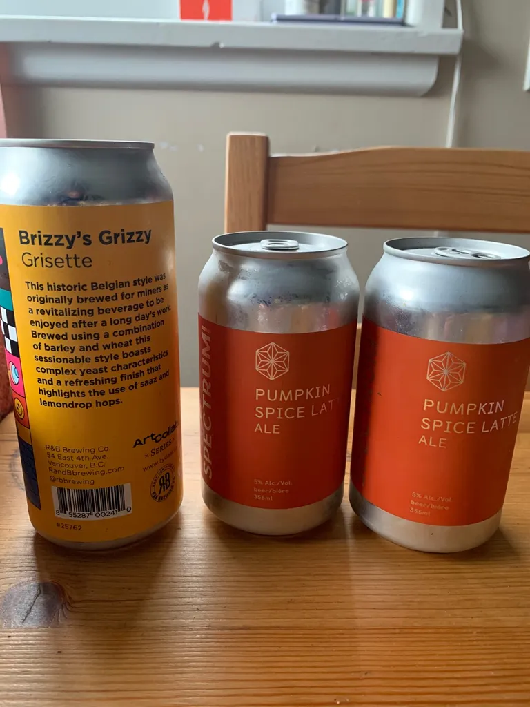 R&B Grisette (1) + Spectrum Pumpkin Spice Latte Ale (2) photo 1
