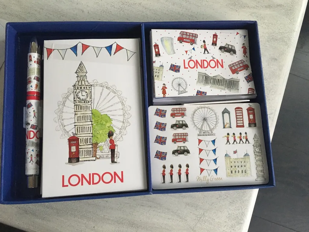 London Card Stationary (Card Set) photo 1