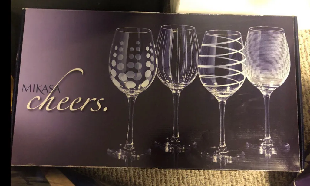 Mikasa Wine Glasses BNIB (4) photo 1