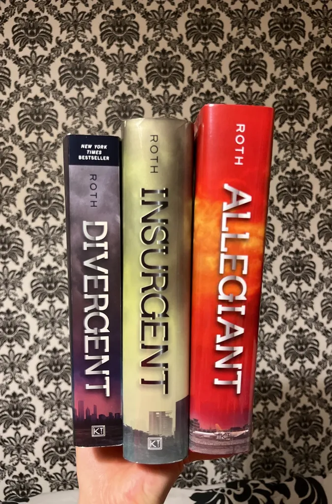 Divergent Trilogy photo 1