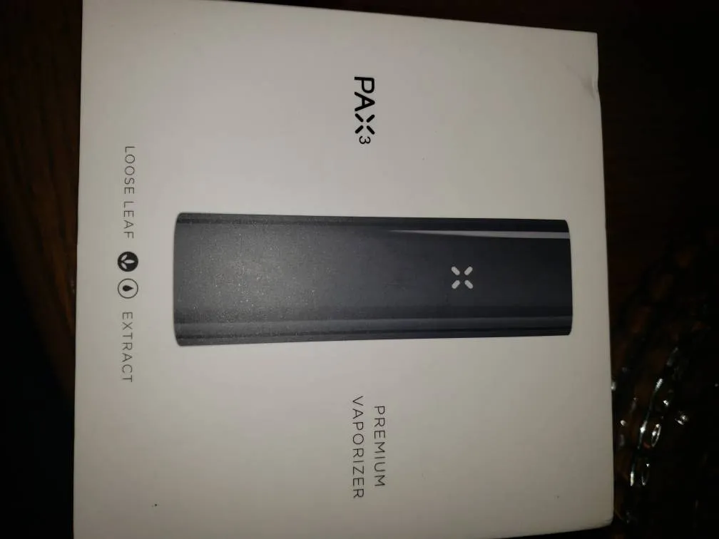 Pax 3 photo 1
