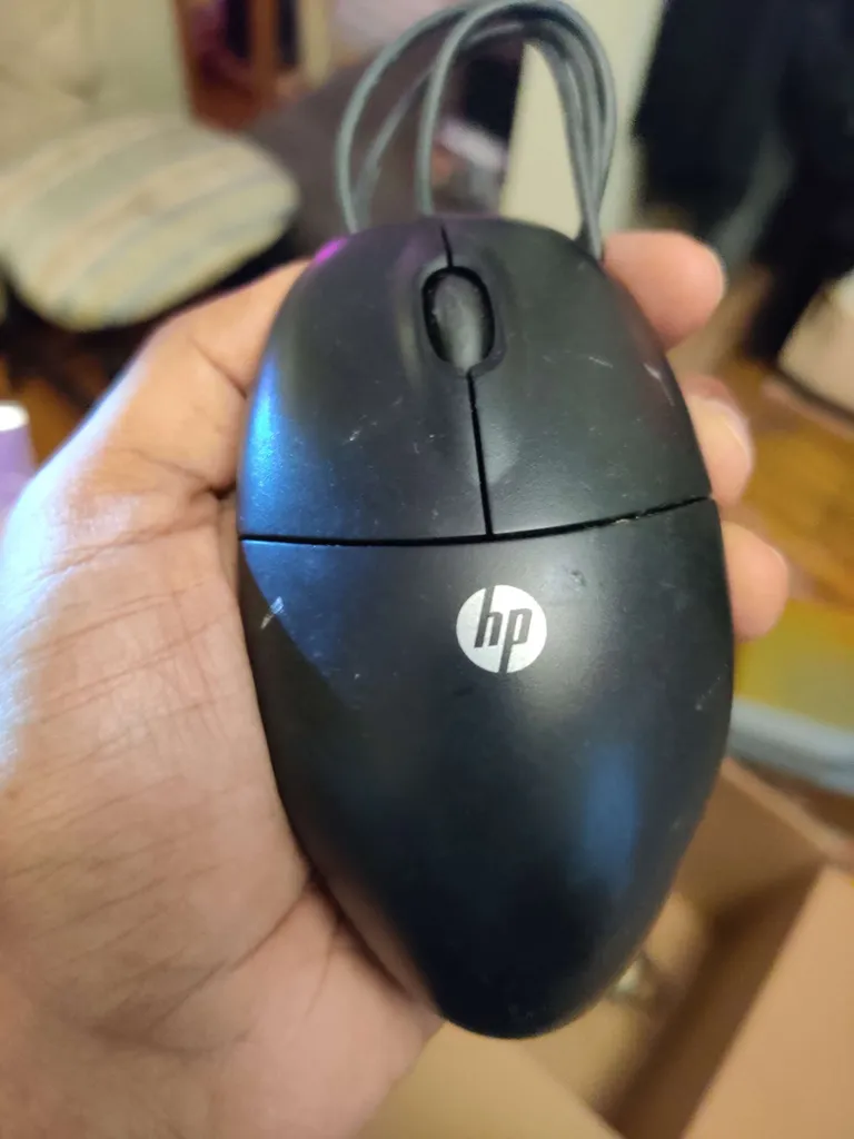HP optical mouse (wired) photo 1