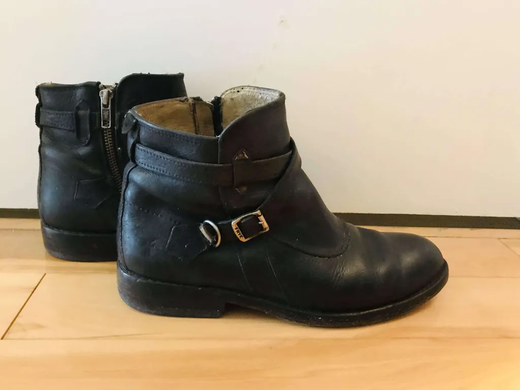 FRYE size 8.5 Jayden Cross Strap Motorcycle Boot photo 1