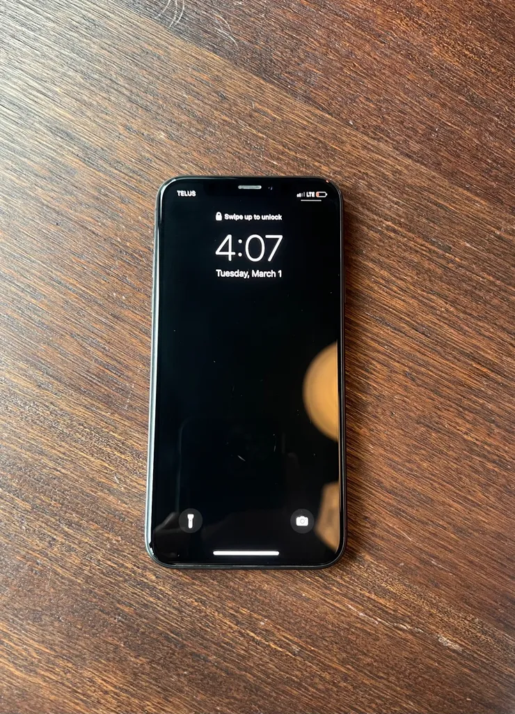 Apple iPhone XS - Space Grey photo 1