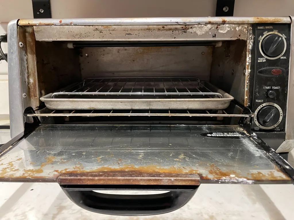 Toast-R-Oven  photo 1