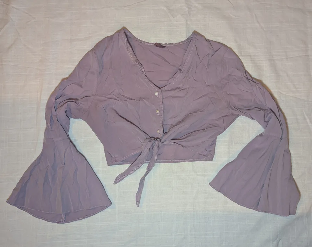 Purple crop top photo 1