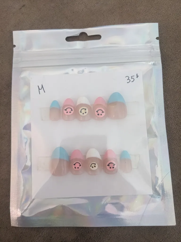 Handmade press on photo 1