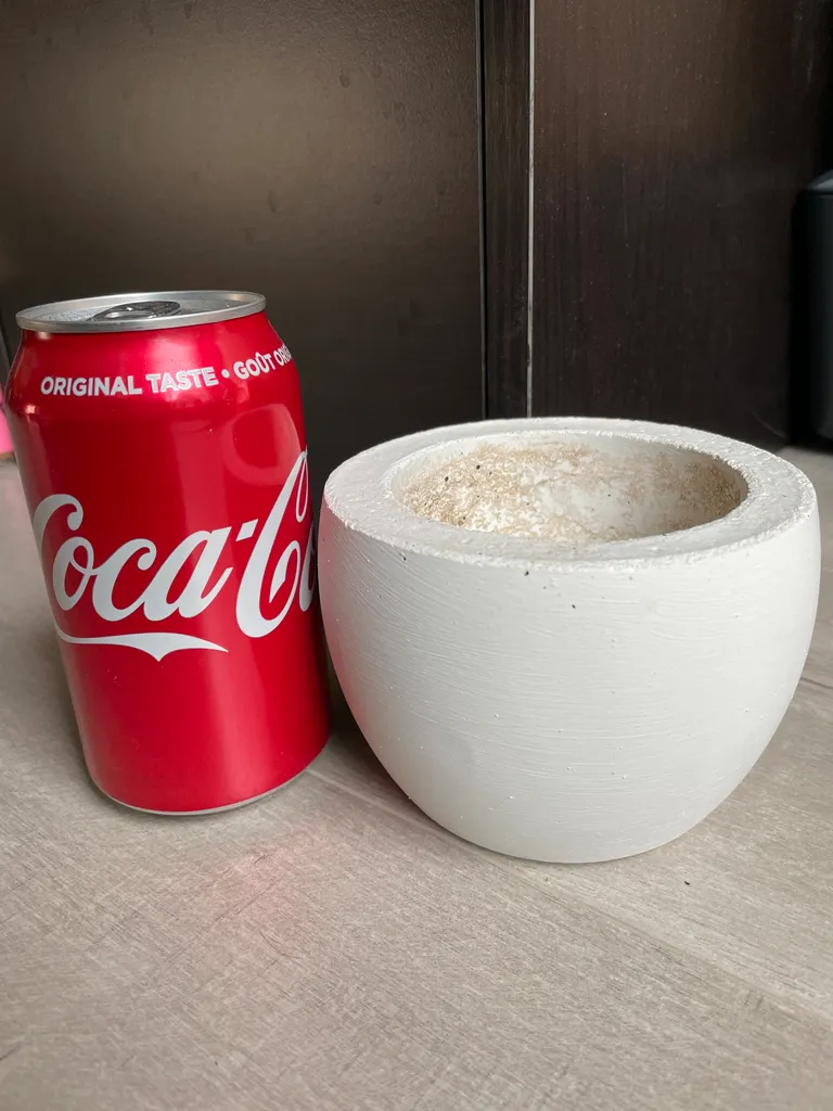 Concrete Planter photo 1