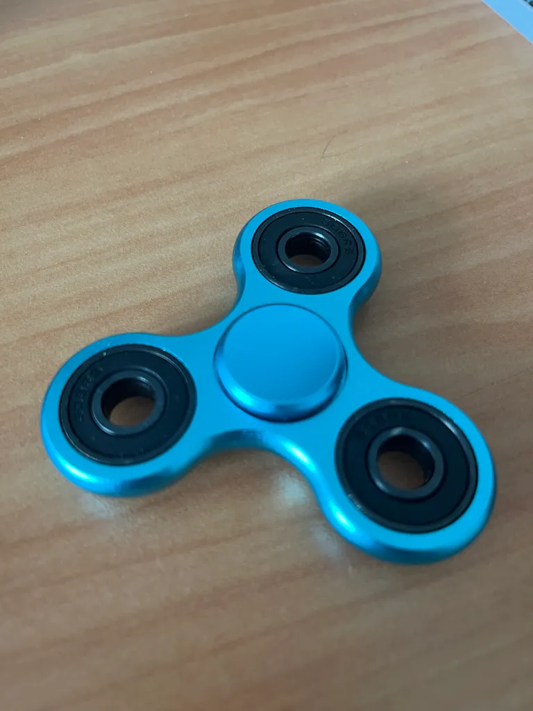 Fidget spinner photo 1