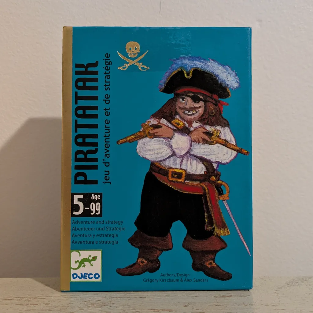 NEW - Piratatak card game photo 1