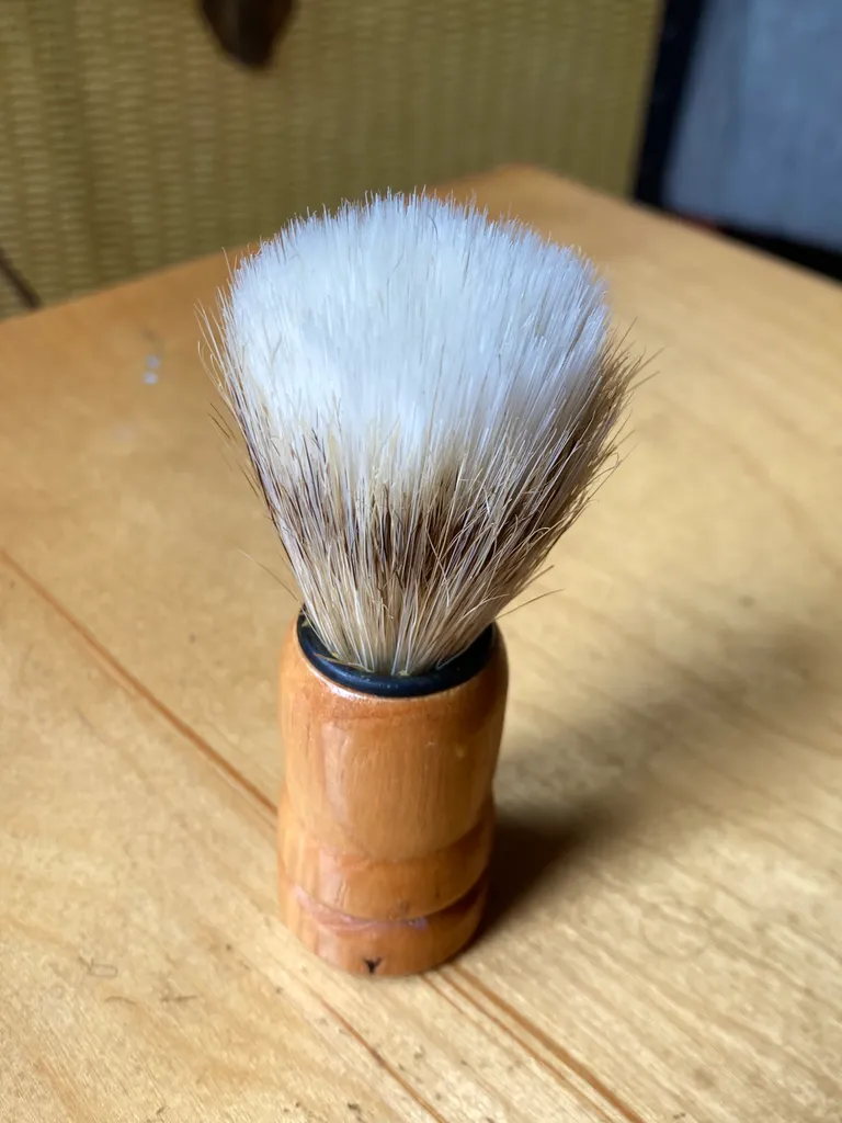 Beard brush photo 1