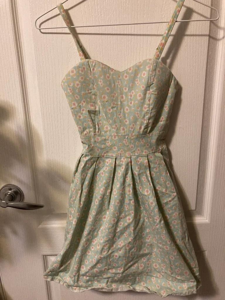 Sundress photo 1