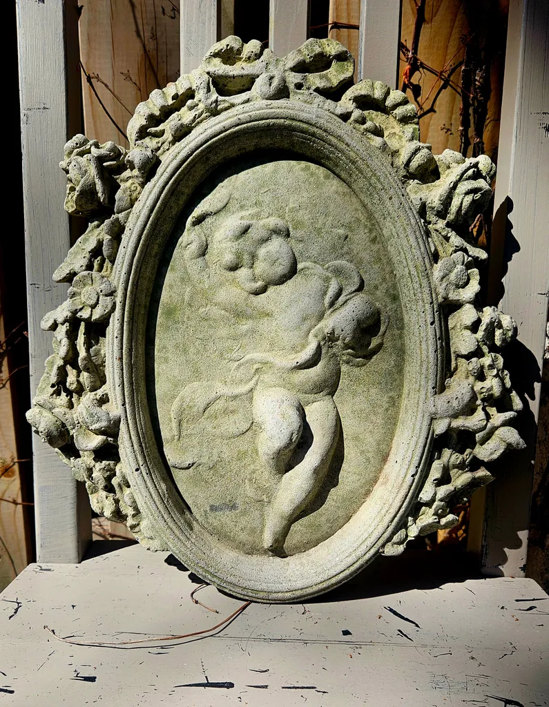 Ornate Cherub Plaque Garden Decor photo 1