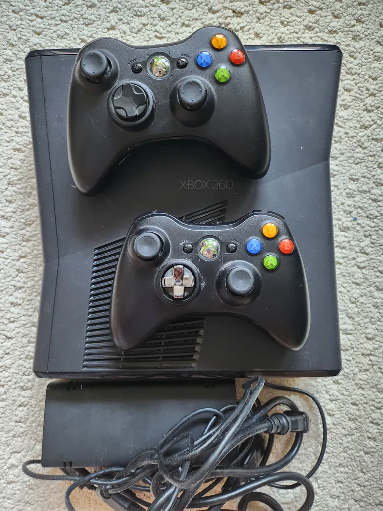Xbox 360 photo 1
