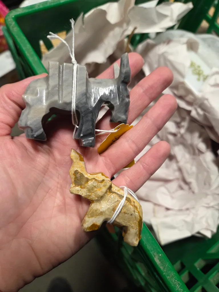 The Elephant and the Ass! photo 1