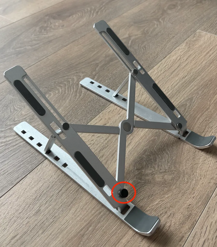 Laptop stand photo 1