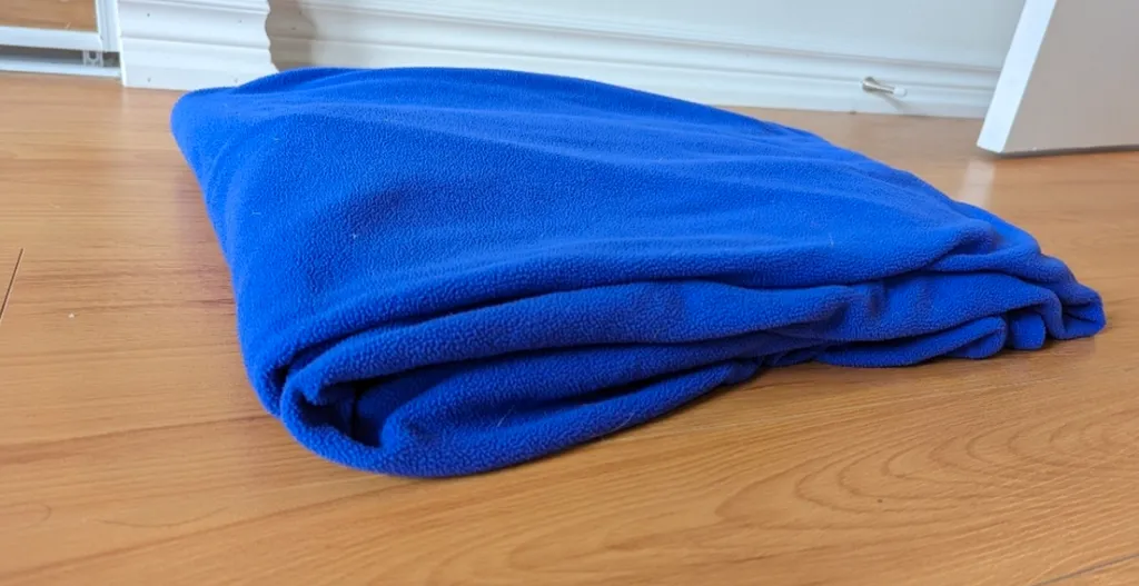 Purple Fleece Throw Blanket  photo 1