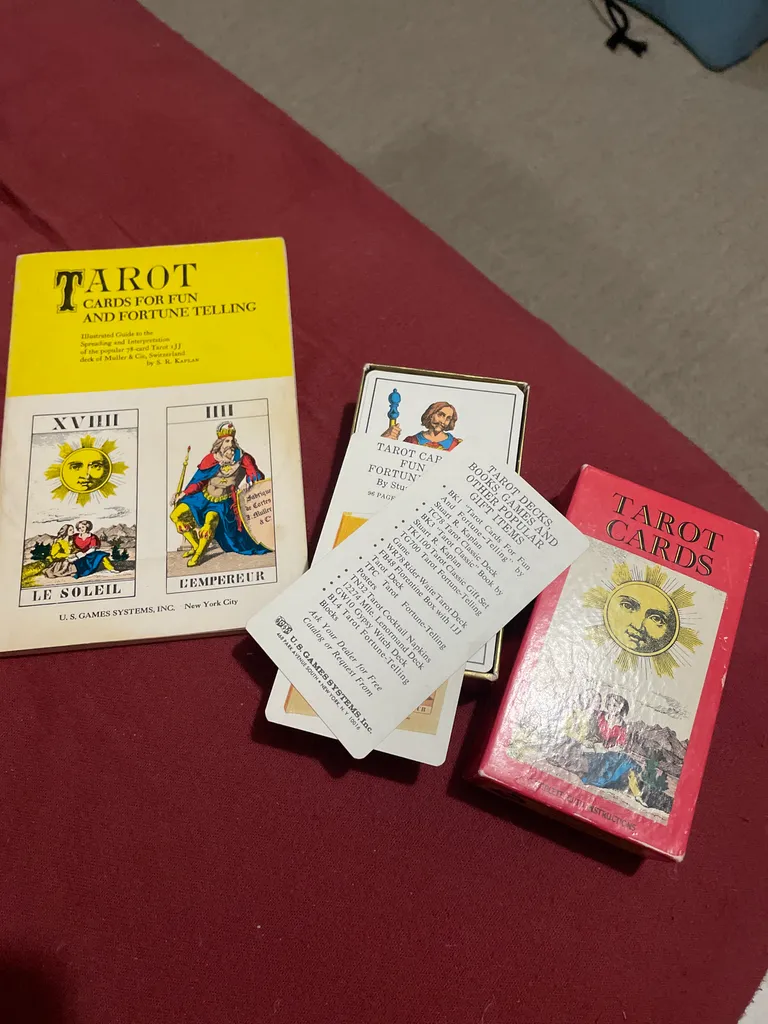 Vintage Tarot cards photo 1
