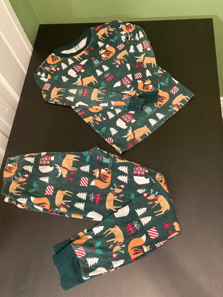 Children's place pj's size 12 - Unisex photo 1
