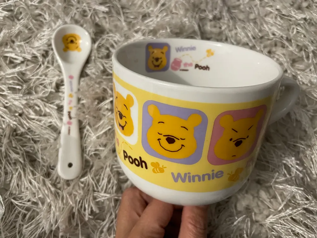 🎁 Extra large Winnie the Pooh mug + spoon.  New photo 1