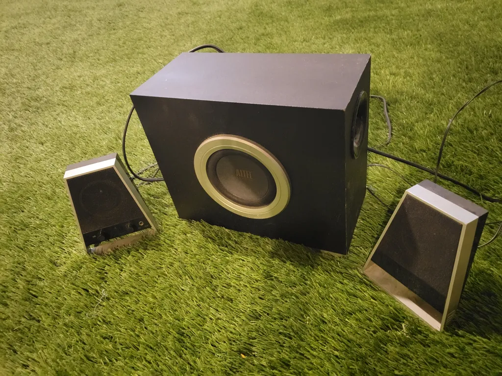 ALTEC Speakers set photo 1