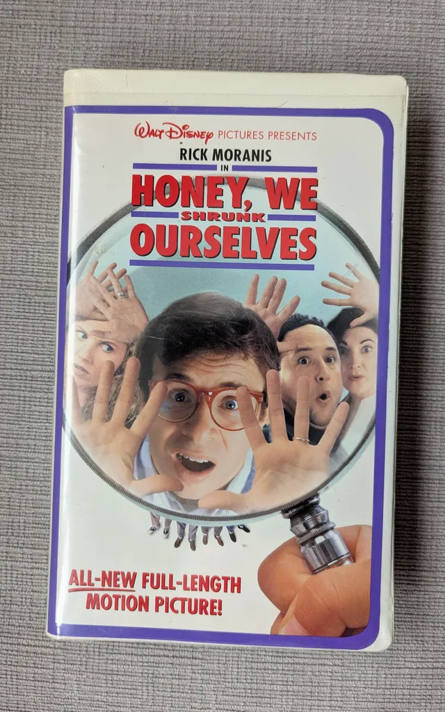 Honey, We Shrunk Ourselves VHS Tape - Rick Moranis photo 1