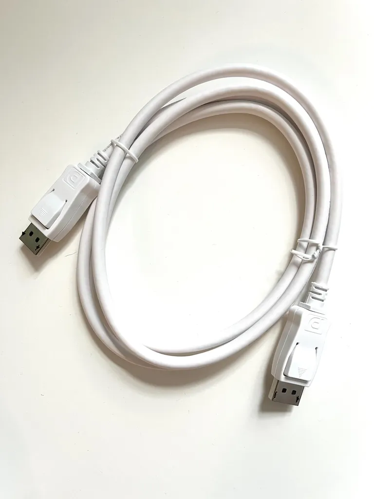 3 x HDMI cables (2 unused) photo 1