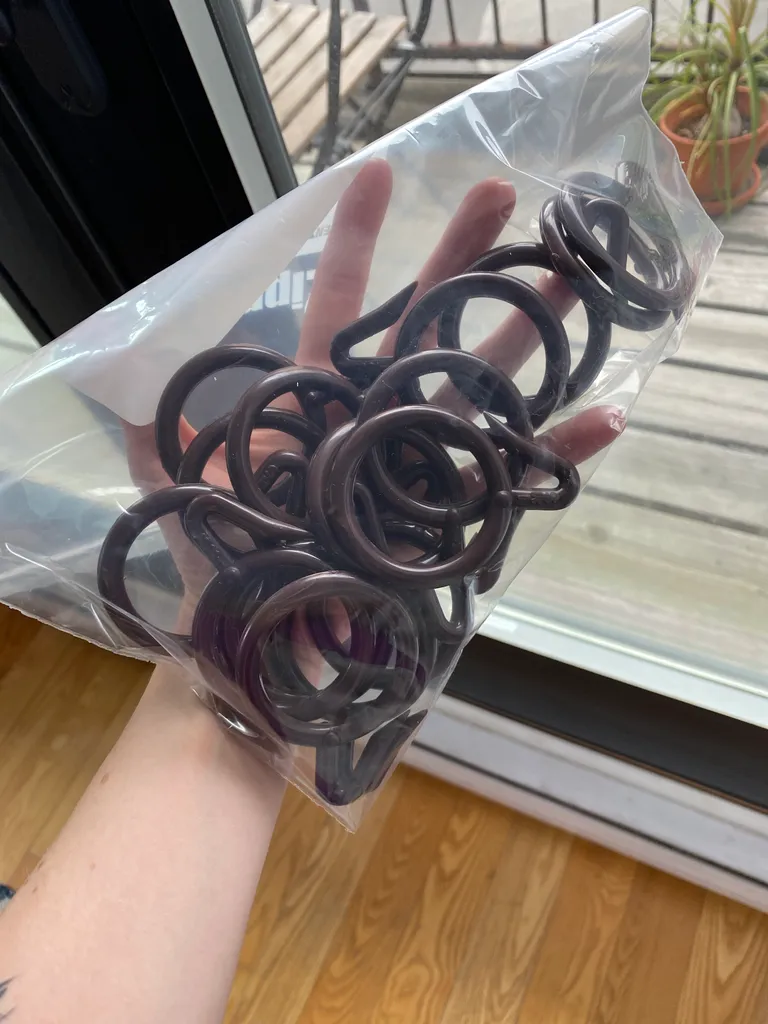 Curtain rings photo 1