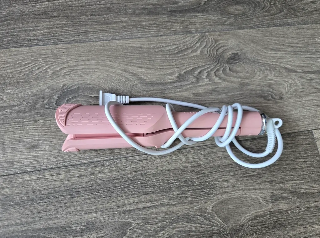 Hair crimper iron photo 1