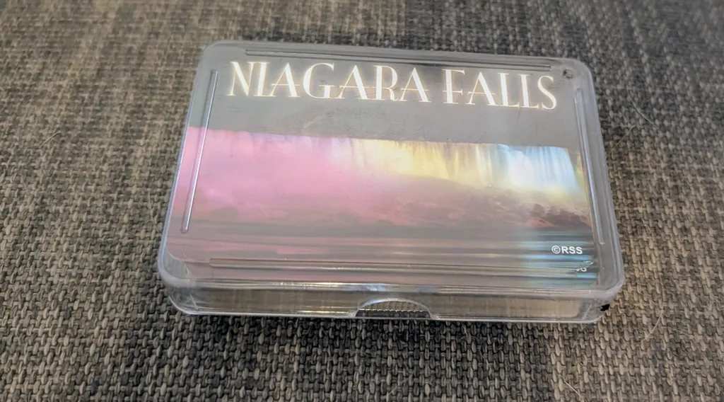Brand New Niagara Falls Playing Cards photo 1