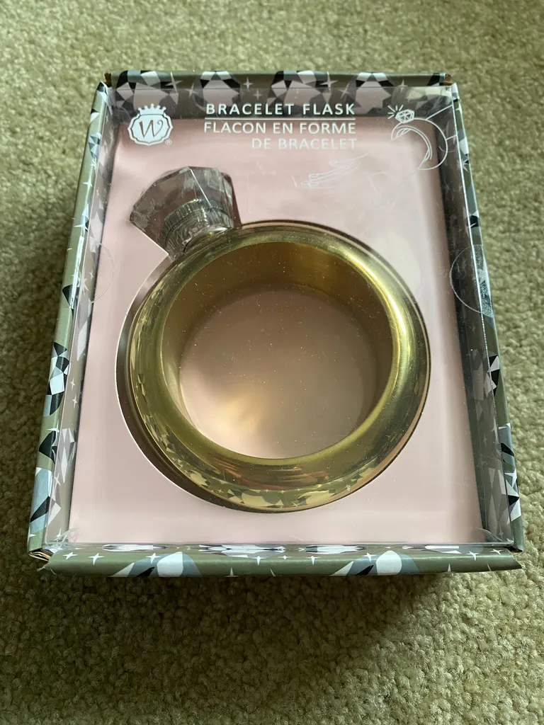 BNIB Bracelet Flask photo 1