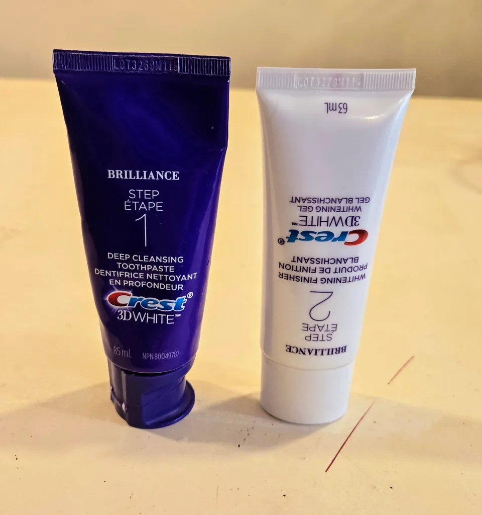 Tooth Whitening Crest  photo 1