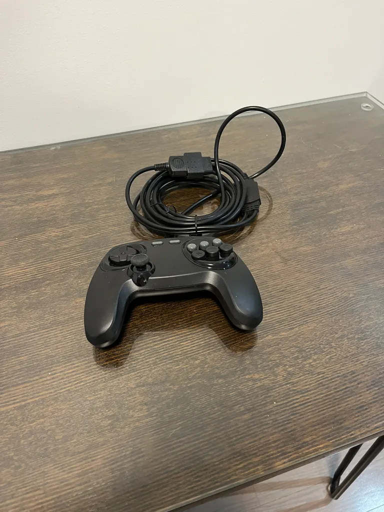 BrawlerGen 2-in-1 Genesis & Saturn Controller [Retro Fighters] photo 1