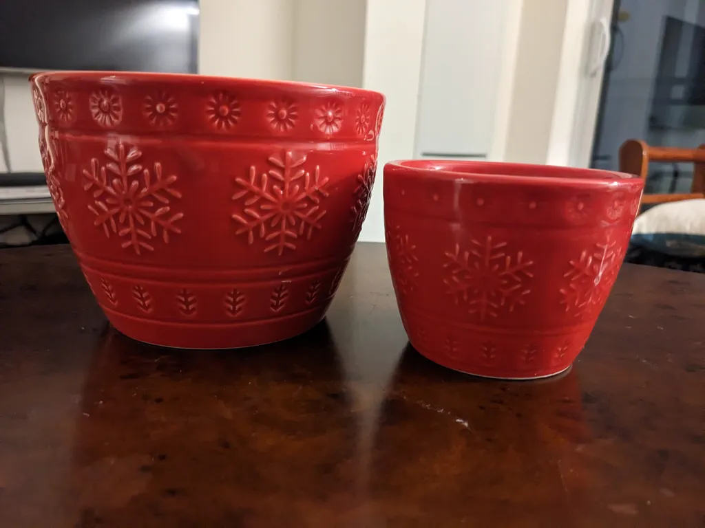 Red Christmas themed plant holders photo 1
