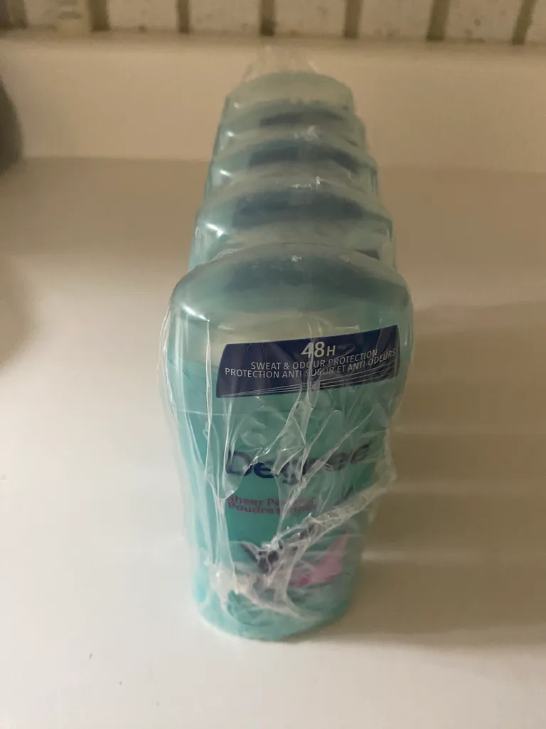 Degree Sheer Powder Deodorant photo 1