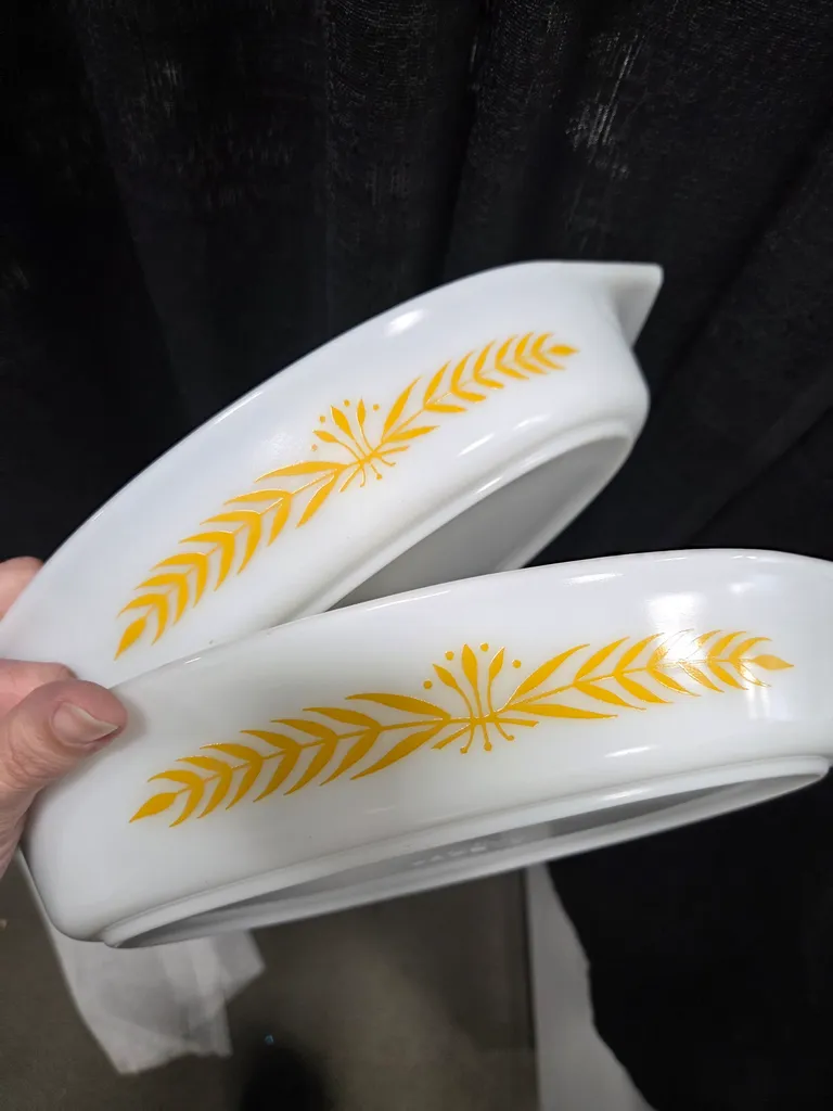 2 x Pyrex yellow wheat divided dish  photo 1