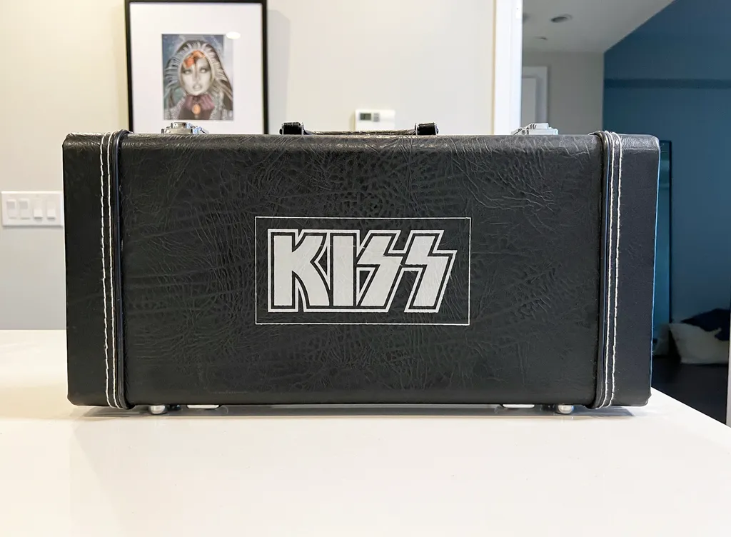 KISS The Box Set Definitive Collection Guitar Case CDs photo 1