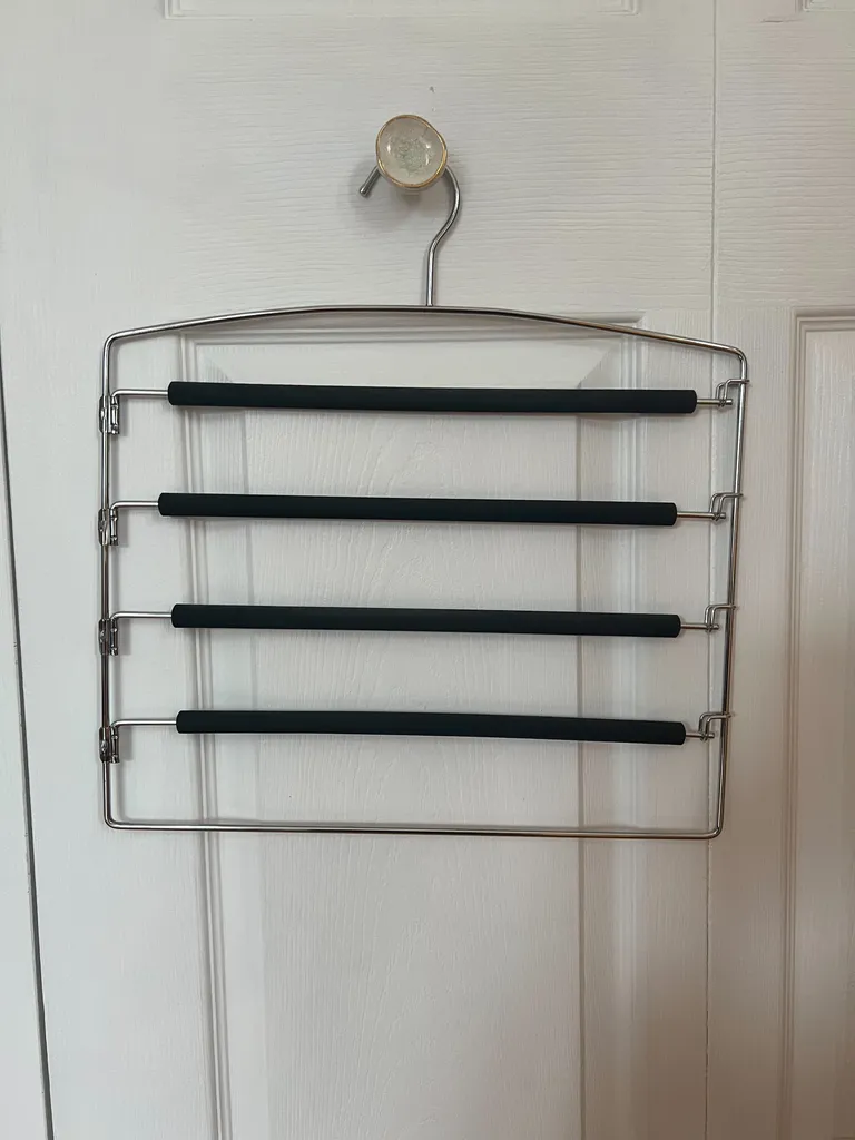 Hanging Belt/ Tie Rack photo 1