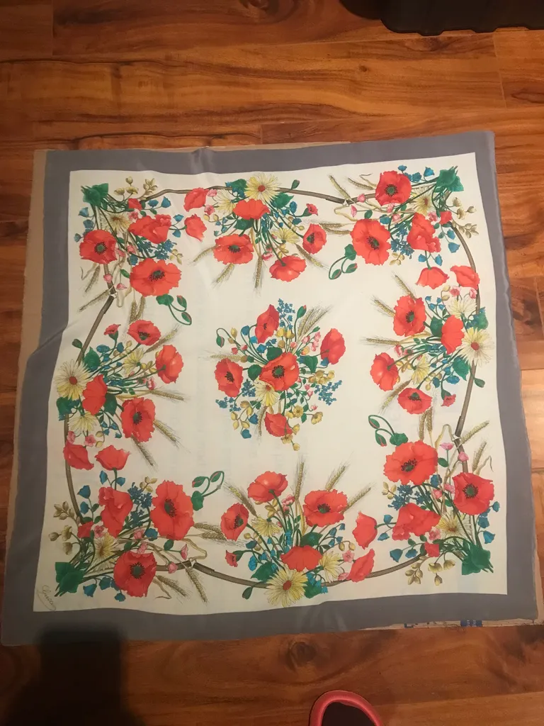 “Gucci” scarf photo 1