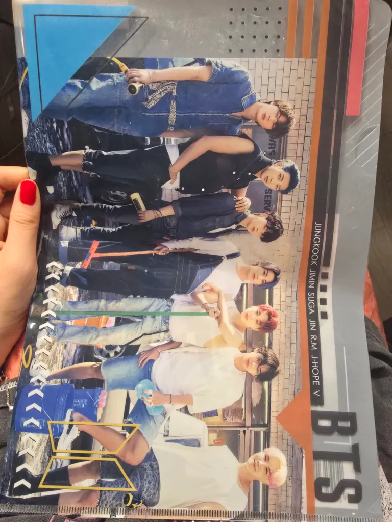 BTS filing folder photo 1