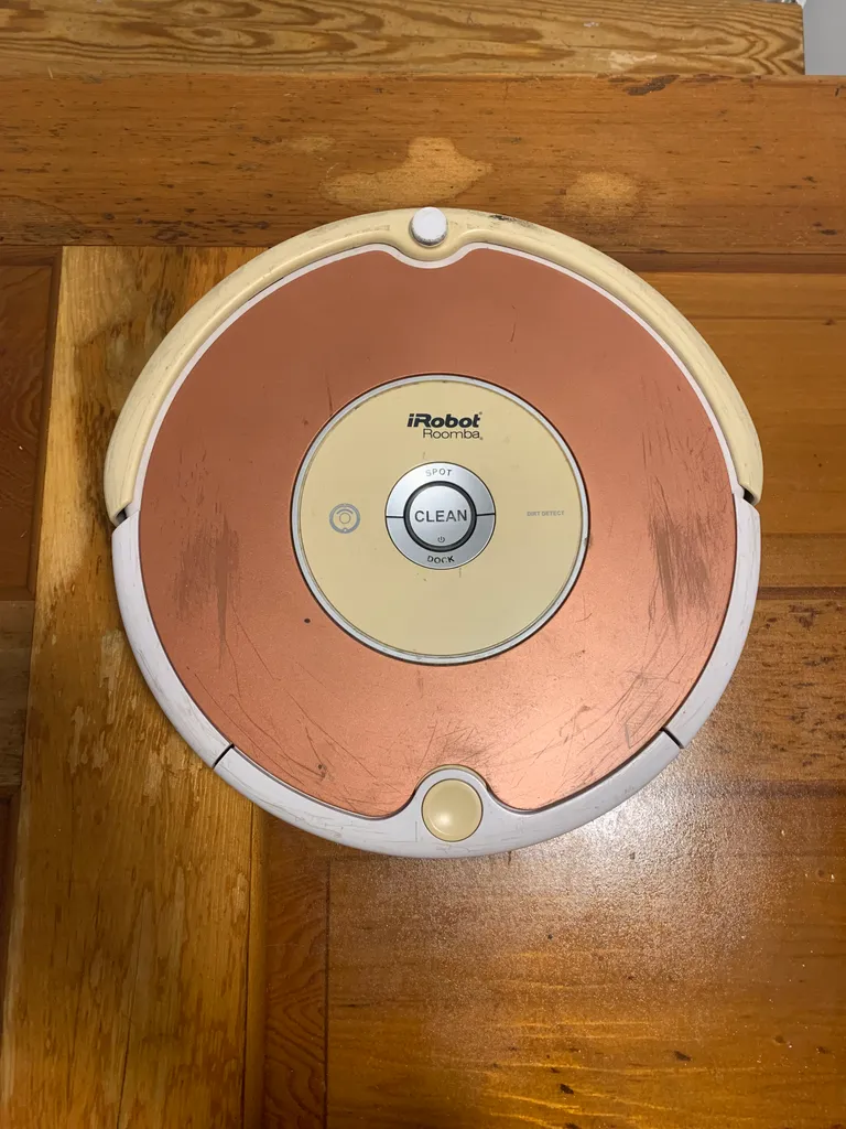 iRobot Roomba 531 Series Body photo 1