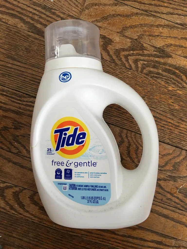Tide Laundry Detergent photo 1