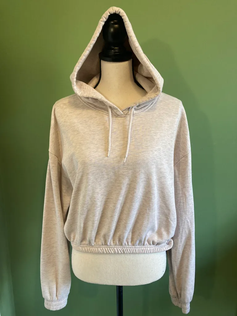 Large H&M cropped Hoodie size Large photo 1