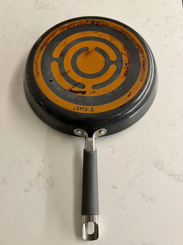 Free Tfal non stick frying pan photo 1