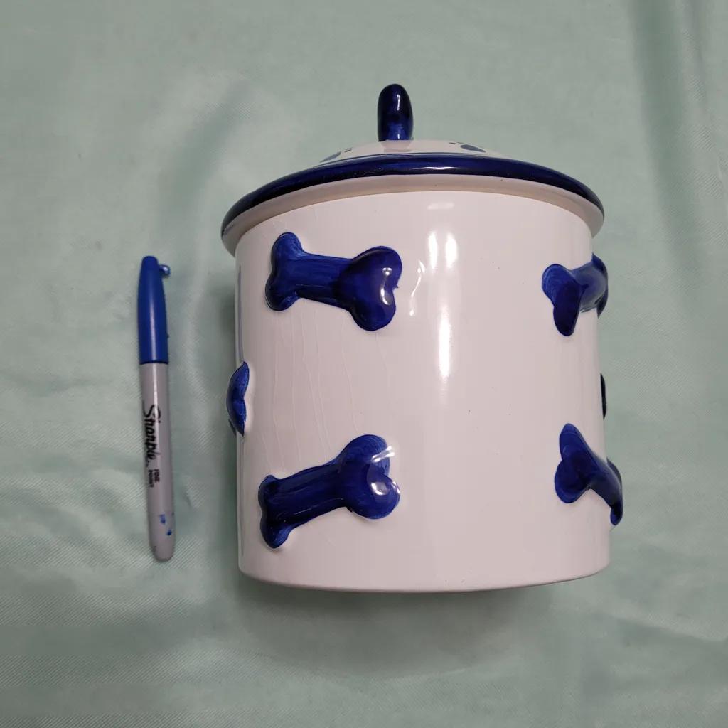 Dog treat jar photo 1