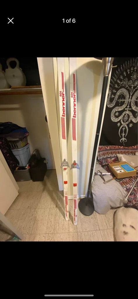 Cross country skis photo 1