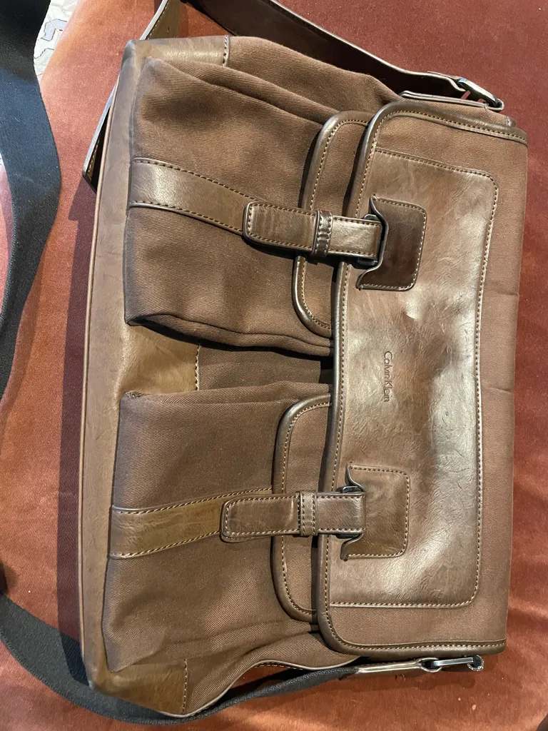 Ck messenger bag photo 1